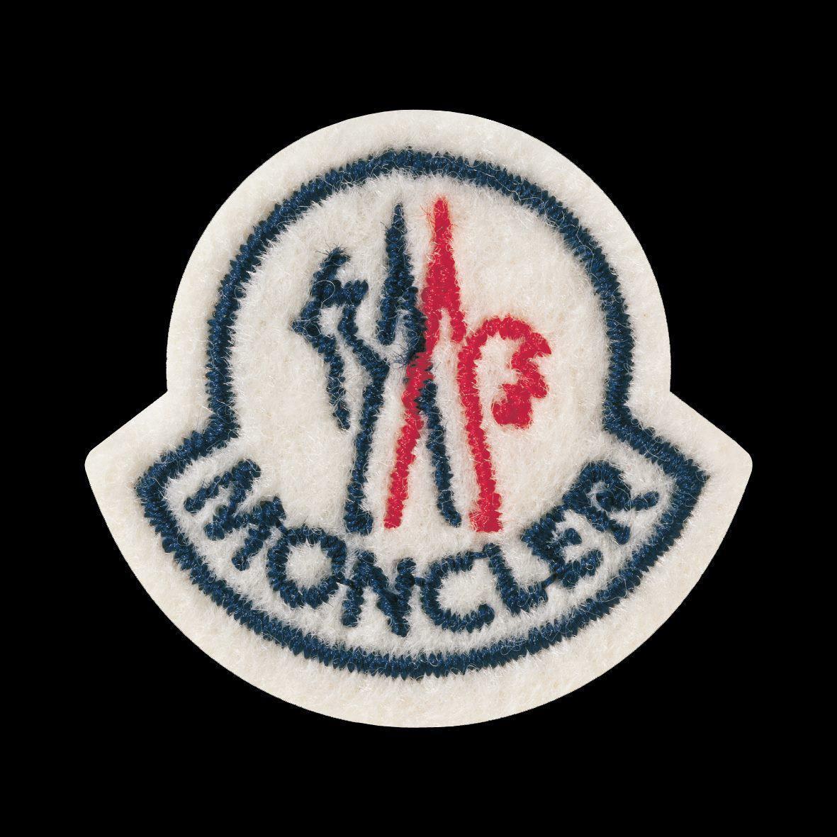 moncler logo falso | West of Rayleigh